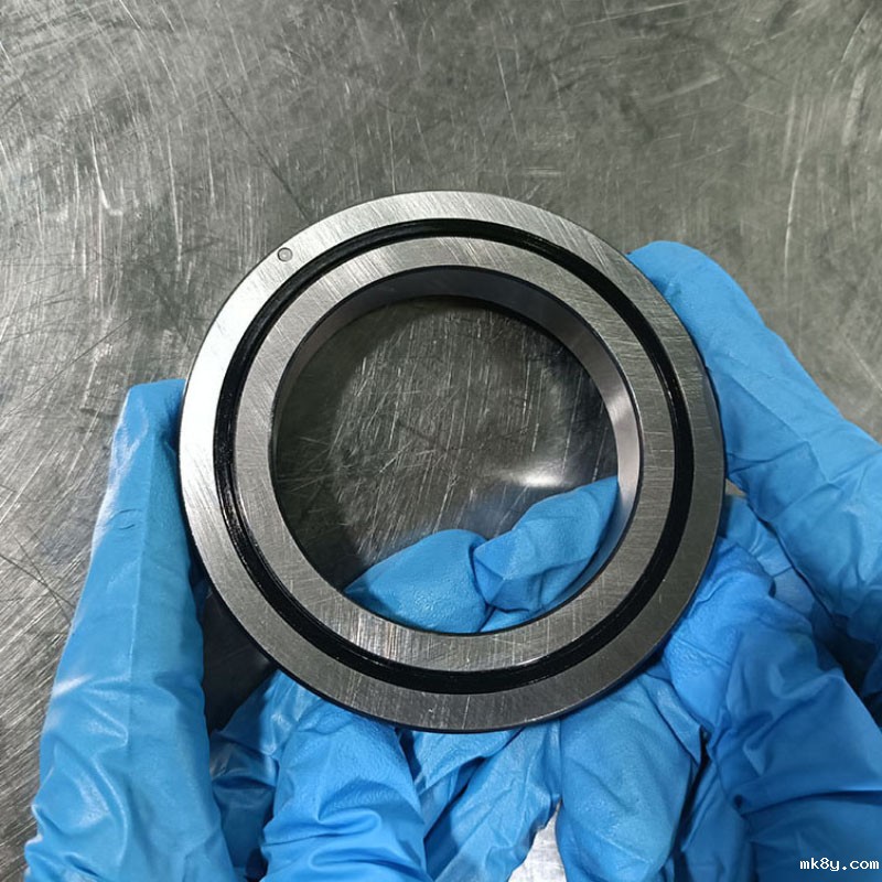 交叉圆柱滚子轴承的用途及特点